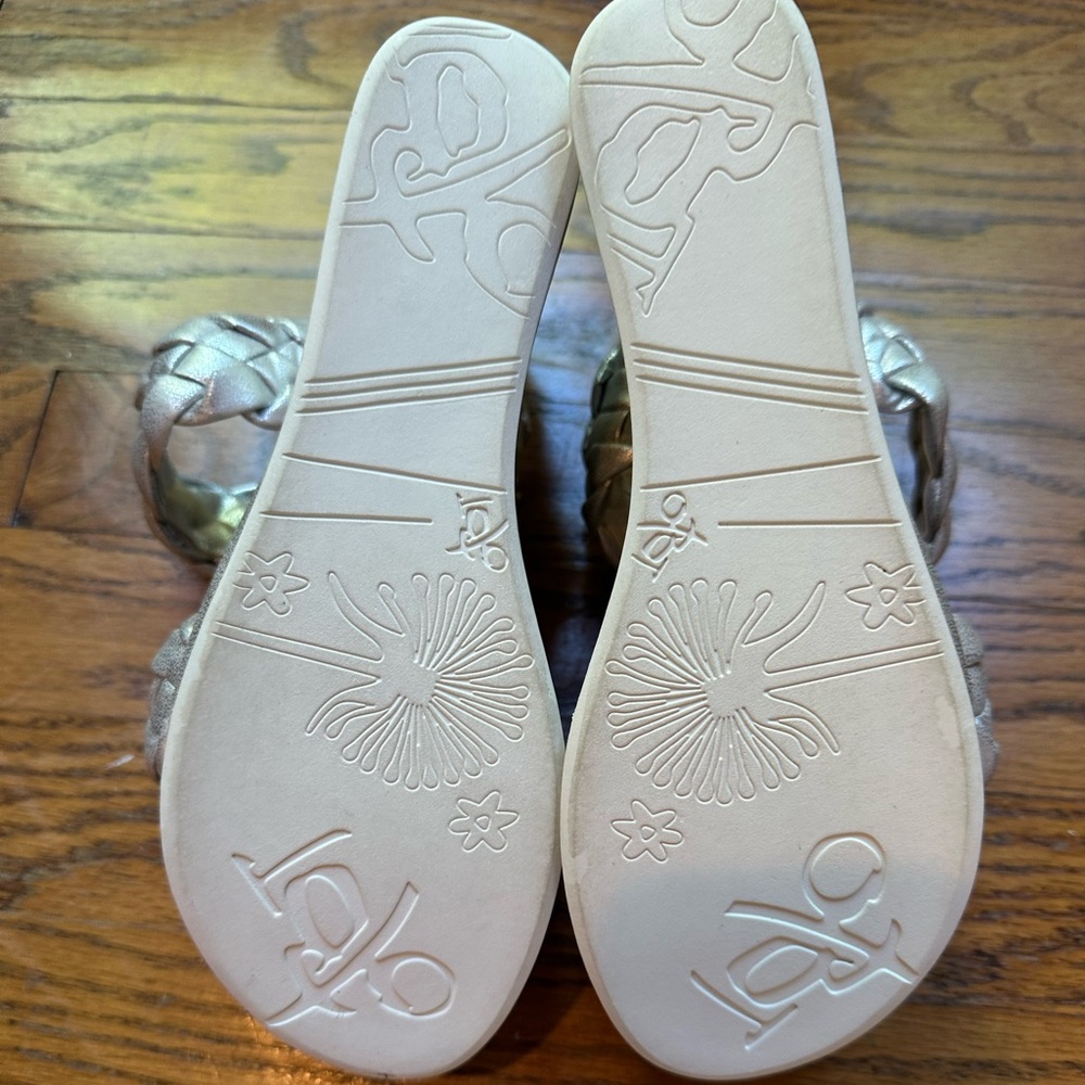 OTBT - Fluent in Silver platform wedge heels braided straps size 7.5 - Picture 6 of 6